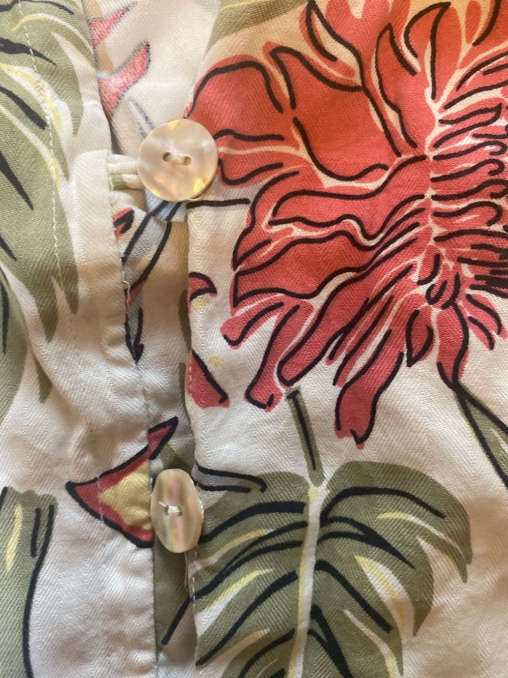 Pineapple Moon 100% Silk Sleeveless Tropical Button Down Blouse Size Small - Picture 3 of 6